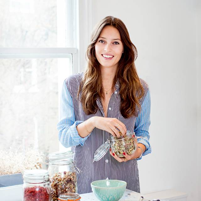 ella_woodward_1_large